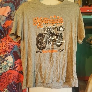 Basic graphic t-shirt, SIZE L